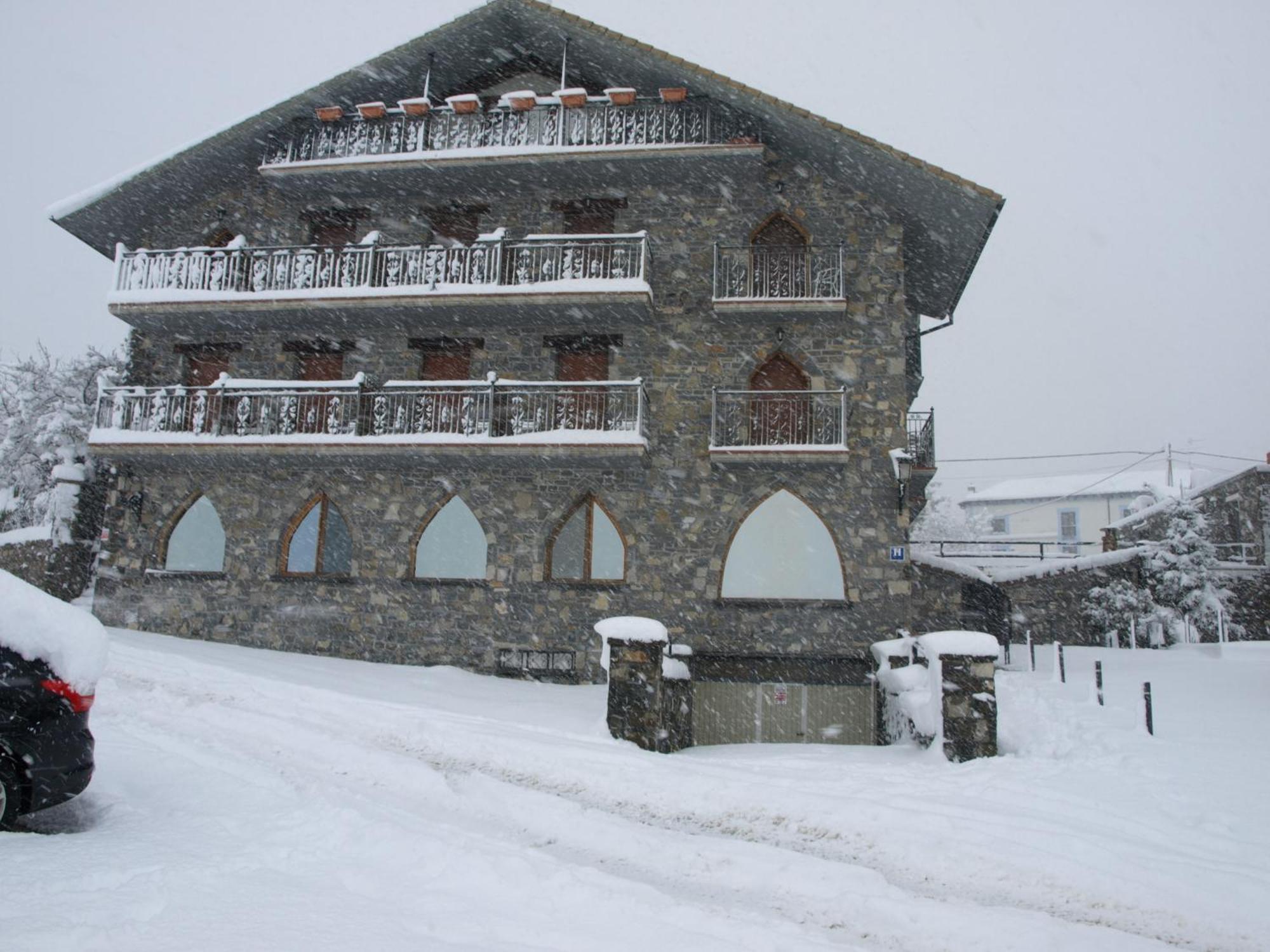 El Churron Larrés Exterior foto